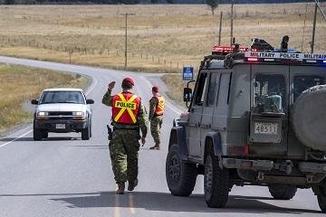 MP SUPPORT TO OP LENTUS IN BRITISH COLUMBIA The CAF sent troops and aircraft to British Columbia this summer to support provincial firefighters in firefighting operations, help evacuate locals,