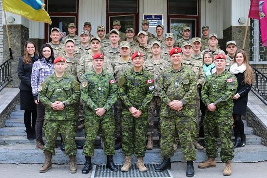 USE OF FORCE INSTRUCTOR COURSE FOR UKRAINIAN MP A GREAT SUCCESS By Capt Matthew Hung, OC Line of Effort 3 Op UNIFIER Roto 3 On June 3, 2017, members of the Ukrainian Military Police completed a