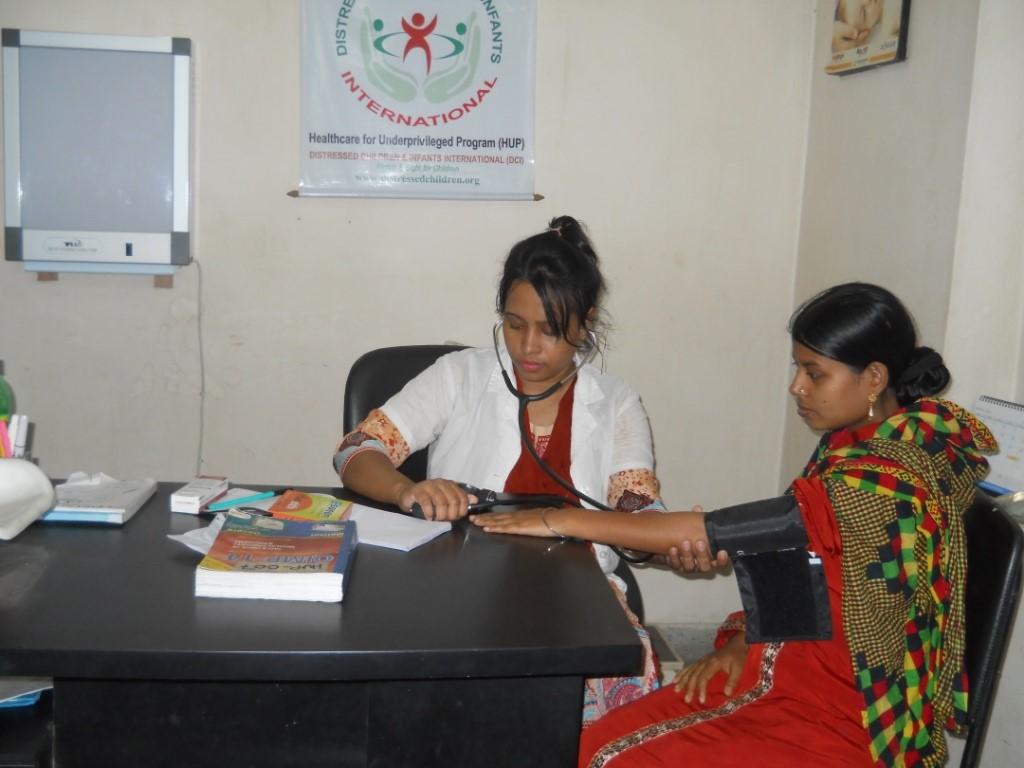 HUP Activities - April, 2015 The clinic doctors served the patients 24 days in a total of