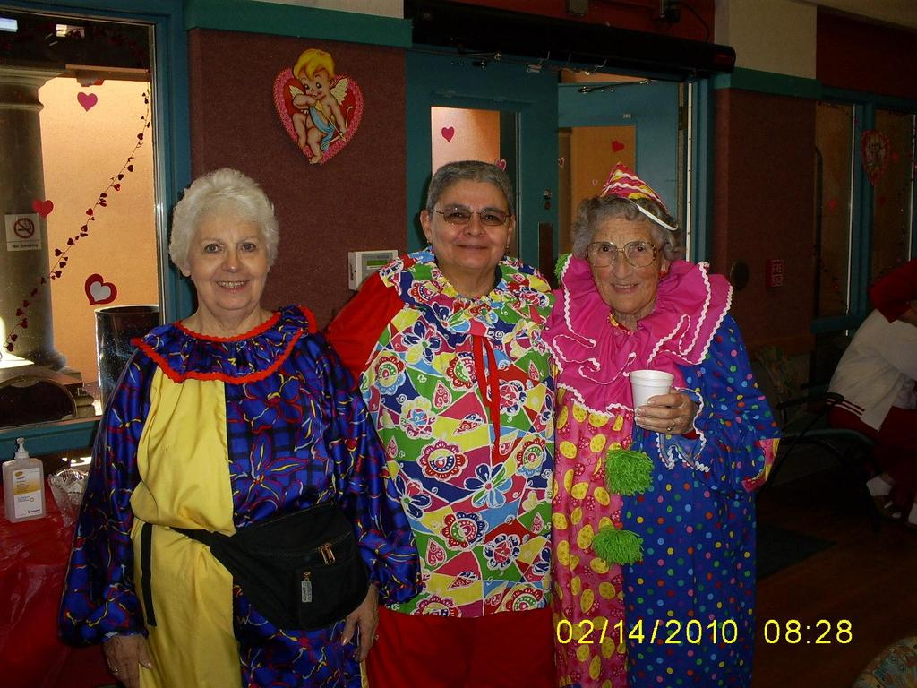 Bring Smiles to Hospitalized Vets Cootie Clowns at the Tucson VA