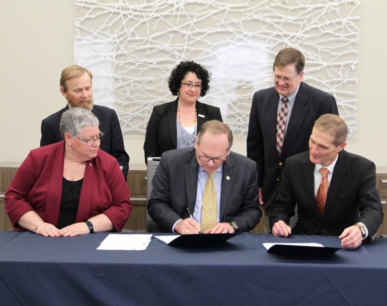 Snead State Community College Snead State, Auburn University Sign Articulation Agreement Snead State Community College and Auburn University signed an articulation agreement for Agricultural Science