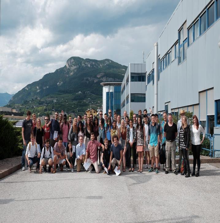 EIT Digital Italy Achievements (2017) [3/3] ENTREPRENEURIAL EDUCATION 60 Master students currently enrolled in Trento/Milano 27 Doctoral students currently enrolled
