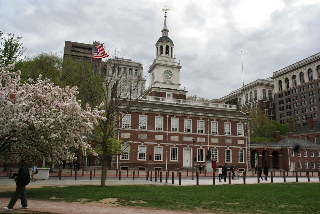 The Second Continental Congress & The Olive Branch Petition (Summer, 1775) Second Continental Congress convenes May 10, 1775 in Philadelphia.