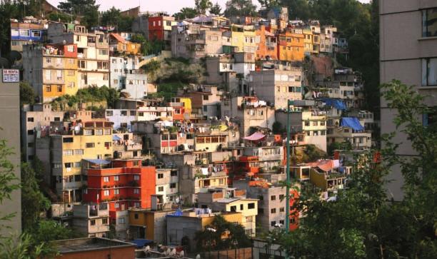 26 Poor neighbourhood built on a hill in Mexico City, Mexico Each of the three legs of Cities Alliance the Consultative Group, the Executive Committee, and the Secretariat retained their fundamental