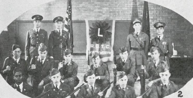 LEAVENWORTH CADETS 1931-1945 Leavenworth ROTC began the thirties with 226 cadets, and grew to over 275 during the 1936-37 school year.