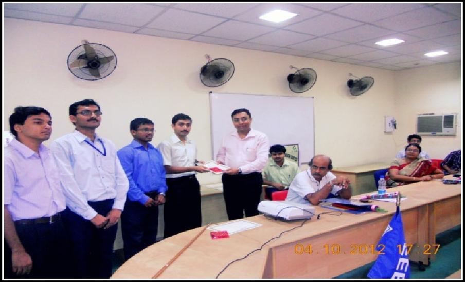 Mrinal Kanti Naskar delivering his lecture to the audience Paper presentation by students Felicitation to the winners of circuit design concepts The Chapter also encouraged the IEEE Student Branch of