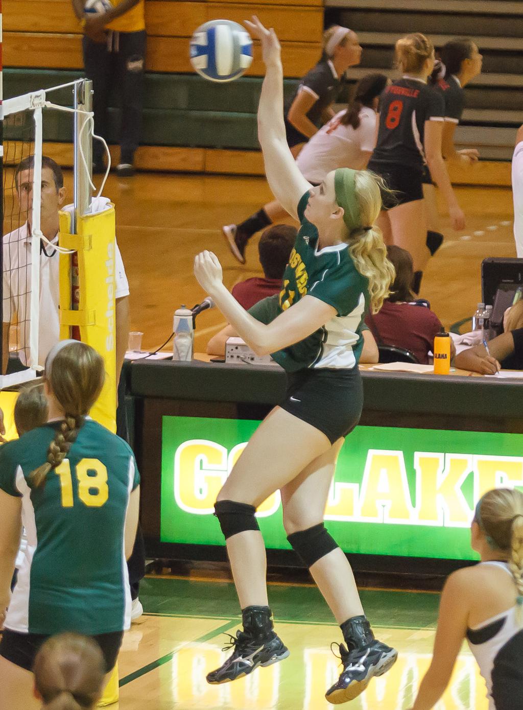 2015 SEASON IN REVIEW The Oswego State volleyball team finished its 2015 season with a record of 25-10, its best record in over 20 years.