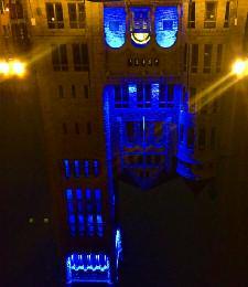 U P S TAT E R O U N D U P Nearly a dozen city buildings in Syracuse including city hall and the courthouse were bathed in blue light for the month of April in recognition of World Autism Day.