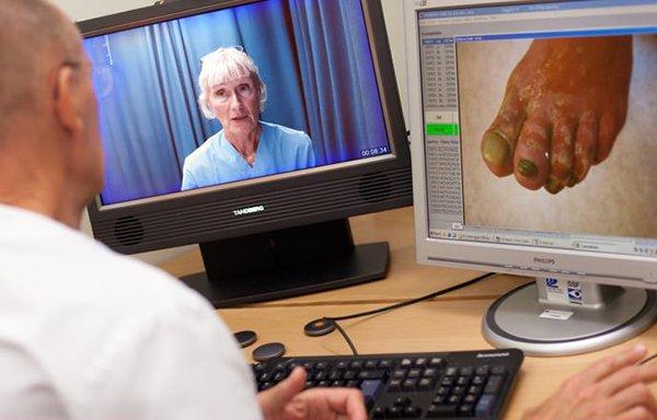 Tele-medicine and e-health systems in Västerbotten Source: County Council of Västerbotten Västerbotten s pilot public-private healthcare cooperation model Open to working with local and global