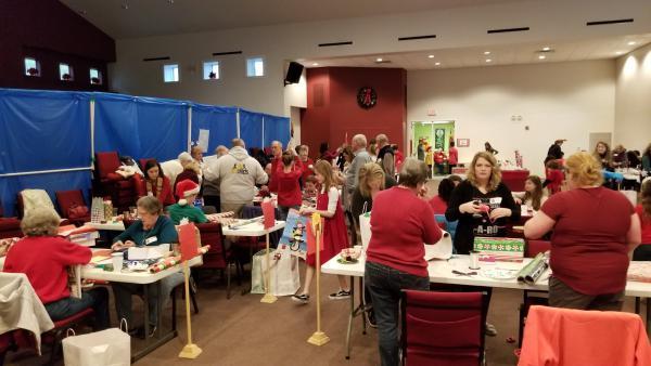 com * Clubs in the News * James City County Club Has Been Busy: From Thanksgiving turkey baskets, to dictionaries for local 3rd graders, our poinsettia sale, and ringing the bell for Salvation Army,