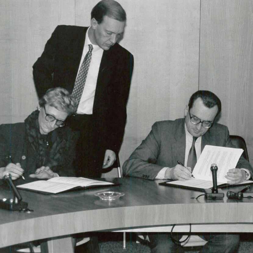 1991: Signing of the first cooperation agreement with the International Centre for Advanced Technical