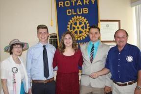 11 Club Activities Byesville Rotary awards scholarships to Meadowbrook and Mideast Buffalo students During a recent club meeting, Byesville Rotary presented scholarship checks to the 2016 Byesville