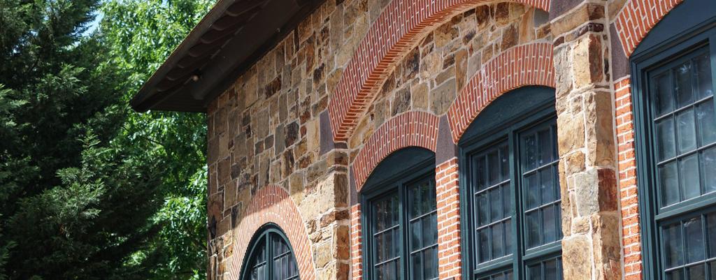 PHYSICAL IMPROVEMENTS & DESIGN AWARDS These awards recognize programs or projects that impact design, historic preservation, façade improvements, signage, public space improvements, visual