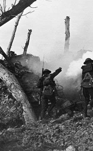 GERMANY S LAST OFFENSIVE MARCH 1918: GERMANY LAUNCHED A MASSIVE ATTACK ON THE WESTERN FRONT SOLDIERS FROM THE RUSSIAN FRONT HAD JOINED THE WESTERN FRONT REINFORCING THE GERMAN ATTACK JUNE 1918: