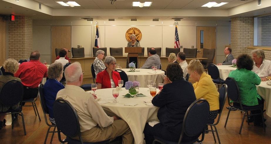 Foundation Thanks Sustainers On Thursday, June 3 Carol Vincent, Chair of the Panola College Foundation, thanked a special group of individuals and businesses known as the Sustainers Group.