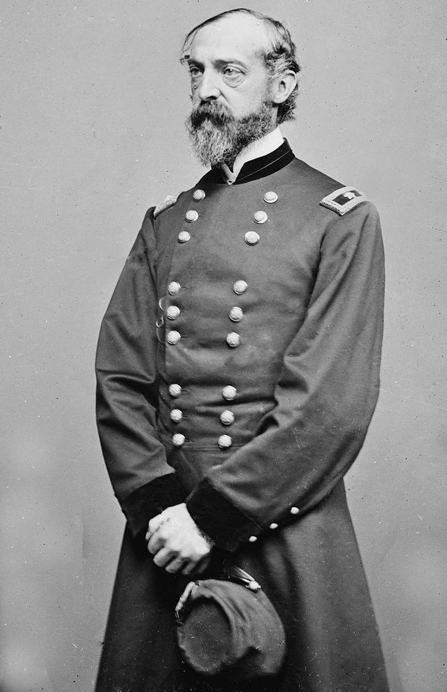 Just before the battle broke out, Lincoln replaced Hooker with Pennsylvanian General George G. Meade. Meade swiftly moved his army into Pennsylvania to chase after Lee.