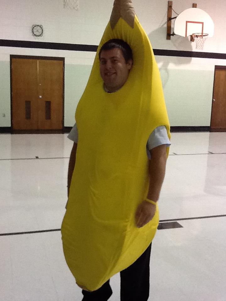 NUTRITION FRESH FRUITS AND VEGETABLE PROGRAM AT LONE ROCK ELEMENTARY. Dan Makovec-4 th grade teacher dressed as the banana Lone Rock has gotten this grant for 4 years now.