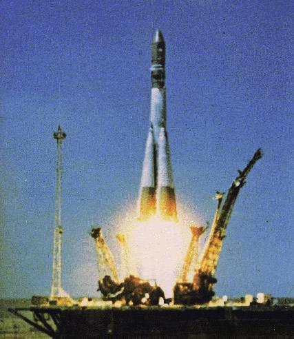 during 1940-1960: First Soviet atomic bomb, RDS-1 (1949) Take off of Vostok-1