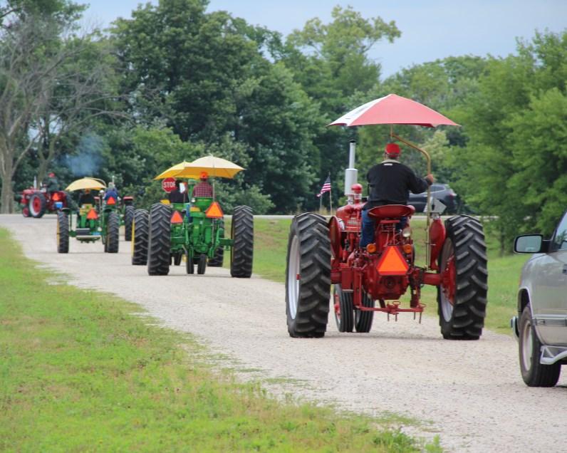 ANTIQUE ENGINE & TRACTOR ASSOCIATION, INC. August 2013 NEWSLETTER Letter from the President - - - - - - Last weekend s summer tractor ride/show/auction was a great success!