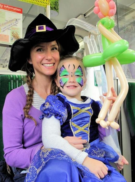 Marston Vale s Ghost Train Once more the Marston Vale Community Rail Partnership pulled out all the stops and organised a fabulously spooky ghost train for families to celebrate Halloween.
