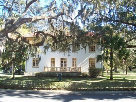 JEKYLL ISLAND ARTS ASSOCIATION Goodyear Cottage, Historic District Jekyll Island, Georgia October 2018 Newsletter INSIDE THIS ISSUE Message from the President 2 Classes Newsletter 3 Merry Artists