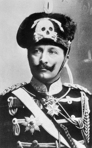 Germany Declares War on Russia»Germany (Kaiser Wilhelm) demands that Russia stop mobilizing its