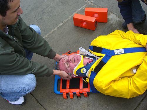 REFRESHER EMT Basic & EMT-Basic REFRESHER EMT-Intermediate REFRESHER Emergency Medical Technician Paramedic &