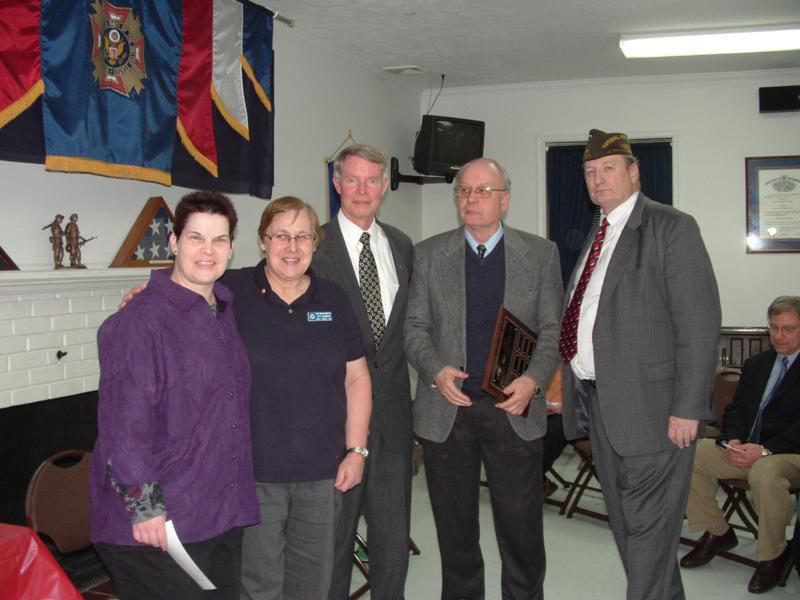 Second from the left is Alyson Parry, the Patriot s Pen winner. Also pictured is Auxiliary President Pam Braithwaite, Mayor Hall Parrish and Commander Ron Link.