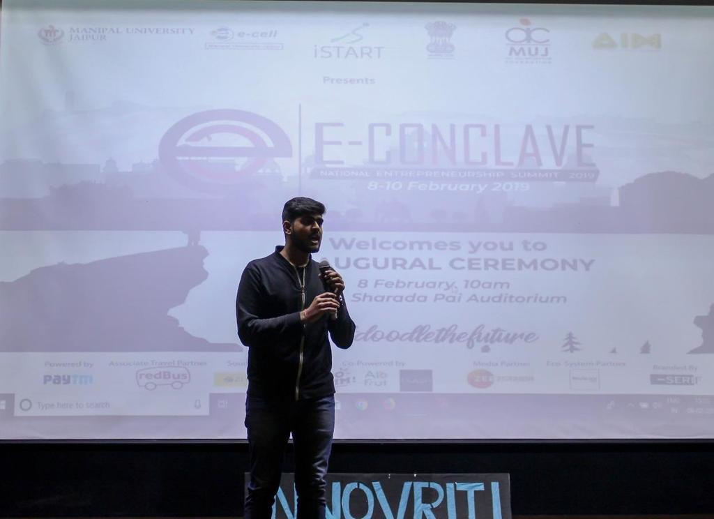 INNOVRITI 6 INNOVRITI- BPlan Competition (Elevator Pitch) Innovriti was organized on 8 th February 2019 in Smt Sharda Pai Auditorium and the event start at 12:00 Noon.