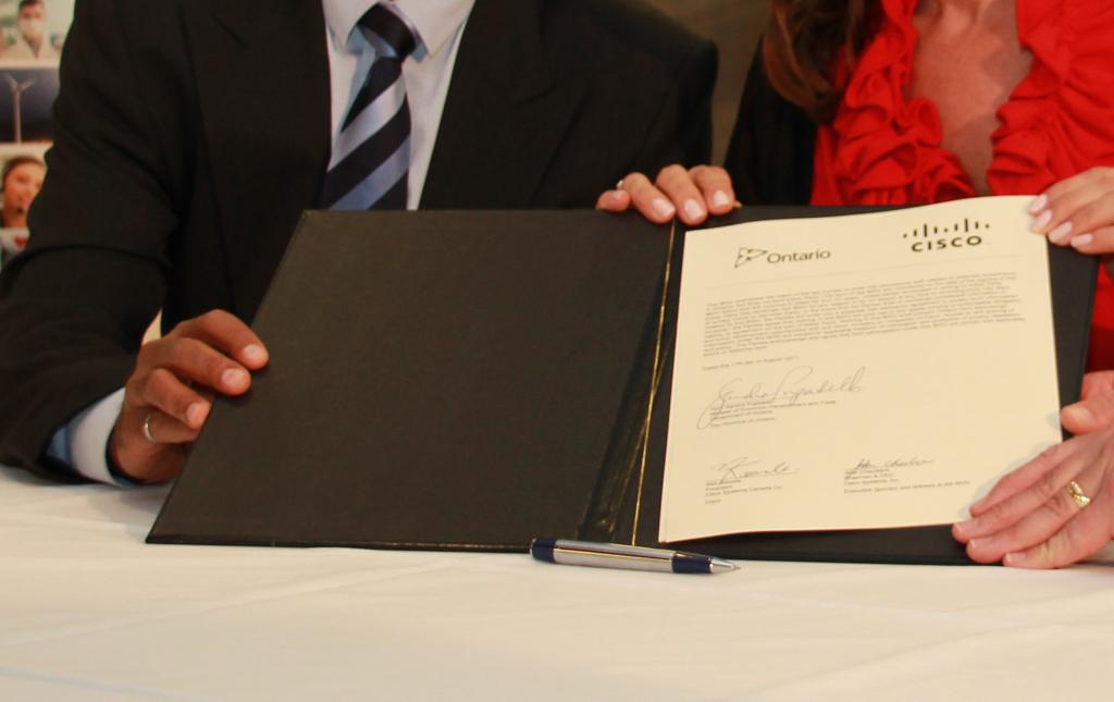 In 2011, Ontario and Cisco Canada signed a Memorandum of Understanding to enhance technology and R&D collaboration.