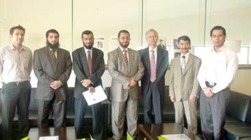 Al-Megren before the end of his visit, signed a Service Agreement with JICE President to provide NCEL and Saudi university personnel with services by JICE.
