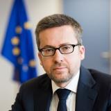 Carlos Moedas Speech 16 October 2017 While you remain part of the European Union, the Horizon 2020 programme is fully open to you. Please keep taking part.
