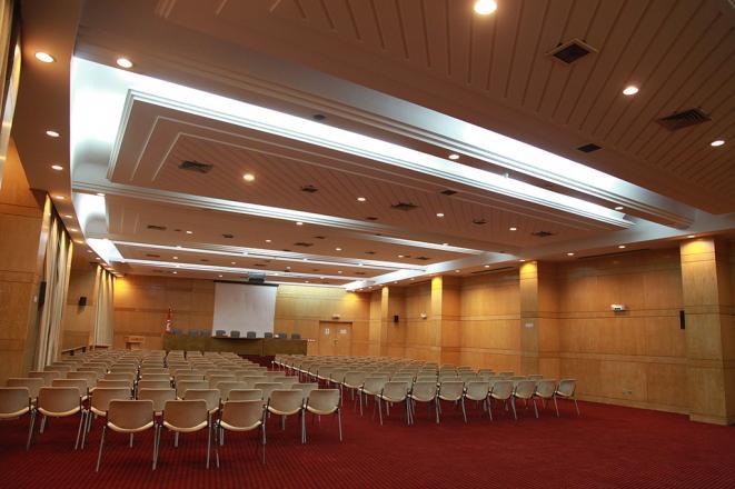 Event Location Hotels The congress will be held in Tej Marhaba Hotel, Sousse. The hotel was choosen because of the conference room number (5) and its capacity.