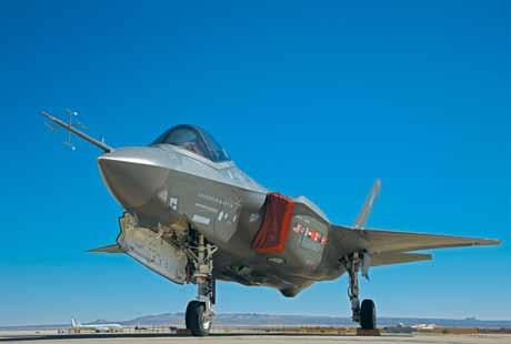 Photo by Ted Carlson F-35C together, they will buy 680 airplanes, although the exact shares of each have not yet been decided. David G.