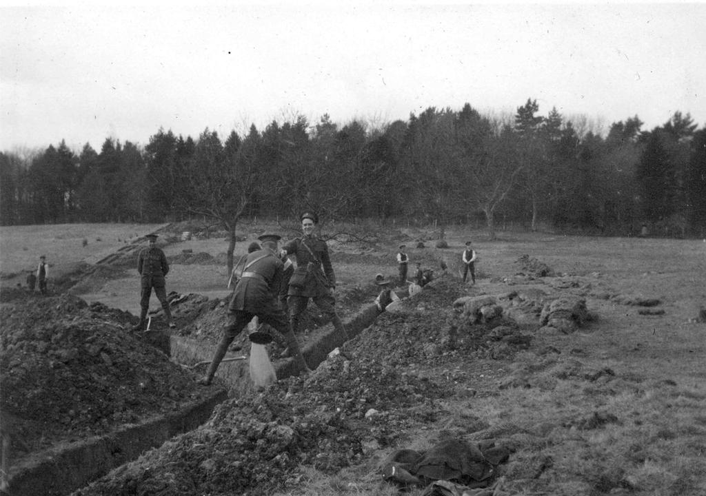 Trench Practice at Clandeboye Training Camp in Early 1915 Early entrenching practice at Clandeboye.