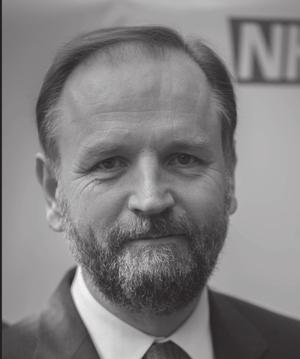 NHS England s executive group Chief Executive: Simon Stevens Skills and experience: Simon Stevens is responsible for the overall leadership of NHS England.