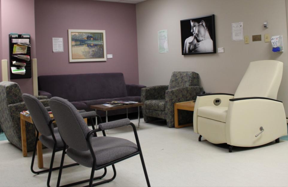 OB Triage - Labour lounge Lounge is available for support people