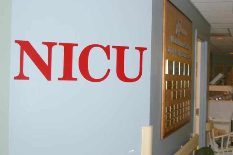 NICU NICU is on the 3 rd floor on the pediatric unit It is a secured unit and parents are given access cards Parents have