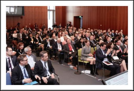 Asia-Pacific Week Since 1997, the Asia-Pacific Week (APW) has been Germany s most important platform for dialogue and