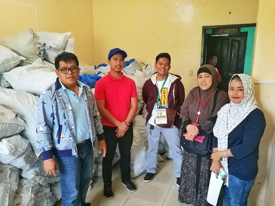With the ongoing crisis in Marawi City, De La Salle Philippines (DLSP) launched a relief operation for the Marawi evacuees in coordination with La Salle Academy (LSA) in Iligan City, one of our
