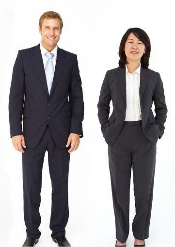 If hired, will I wear civilian clothes to work? When performing agent duties, you'll wear "agent attire," which is typically the same as business attire for males and females (examples below).