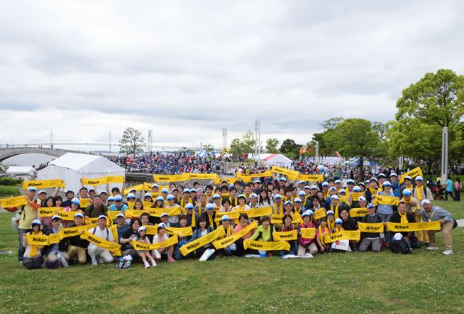 74 Supporting the Japan Association for the World Food Programme Since 2013, Nikon Group in Japan has participated in WFP Walk the World, a charity walk event hosted by the United Nations World Food