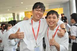 (Diploma in Culinary Skills students at Shatec Institutes; gold medallists and Best Apprentice Team at FHA2010 Culinary Challenge).