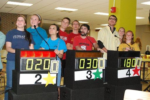 In 2013 the Student Competition was modeled after