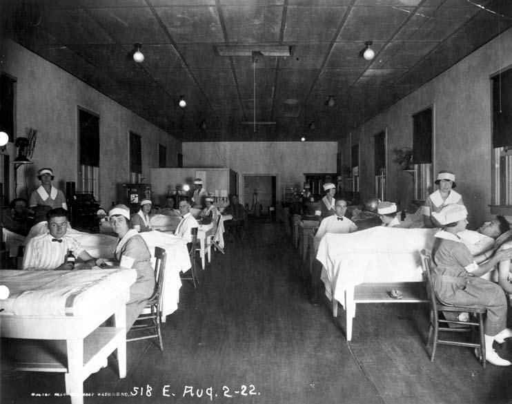 Reeve 605 u Rehabilitation aides (later called physical therapists) attending