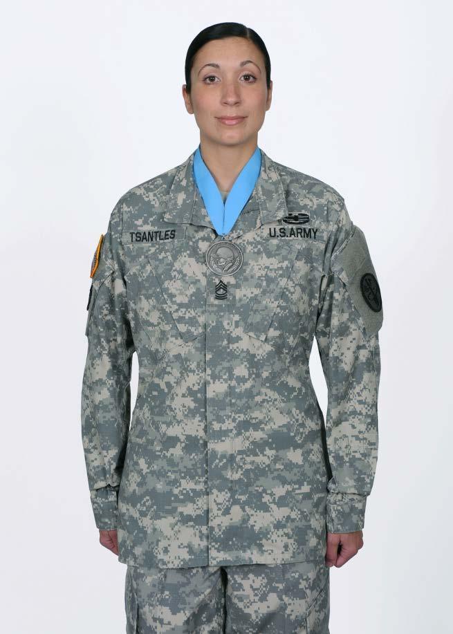 Figure 1-5: Sergeant Audie Murphy Medallion Army Combat Uniform (CSU) Wear and Appearance Proper wear of the Sergeant Audie Murphy Award medallion.