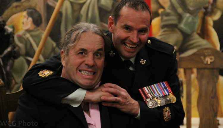 FIRST BATTALION Above; Bret The Hitman Hart with 1 PPCLI QMSI, MWO Brodeur. Photo: Sgt Gauthier, 1 PPCLI.