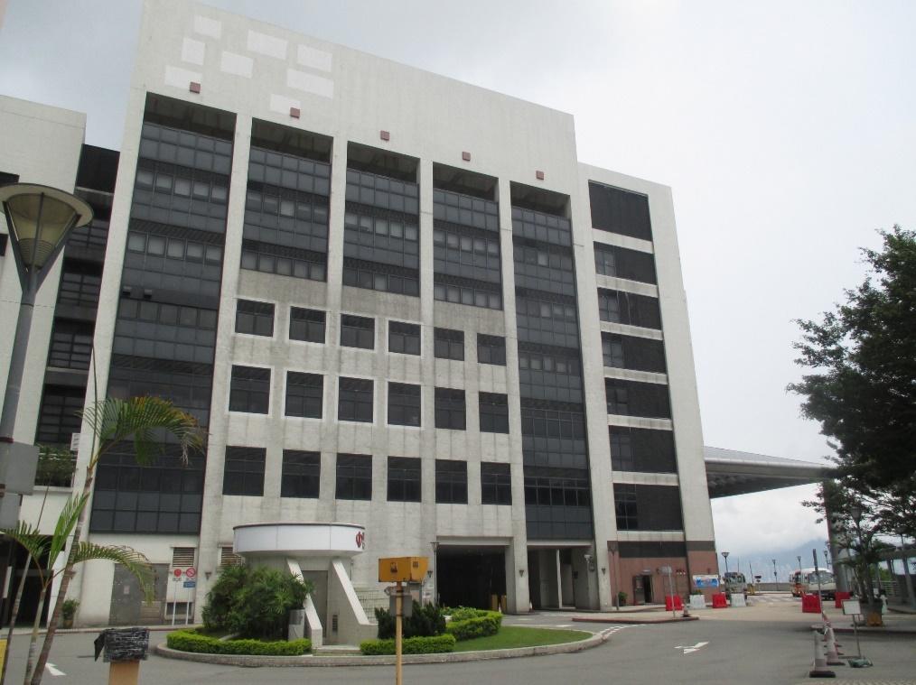 Portfolio Expansion of Lai King Building of Princess Margaret Hospital Kwai Tsing Area ~ 60,000m 2 CFA Scope of Works Construction of a new extension block -