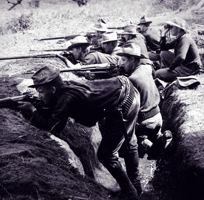 U.S. forces use trenches to battle Filipino insurgents. Relations deteriorated as it grew clear that the United States would keep the Philippines rather than grant the islands independence.