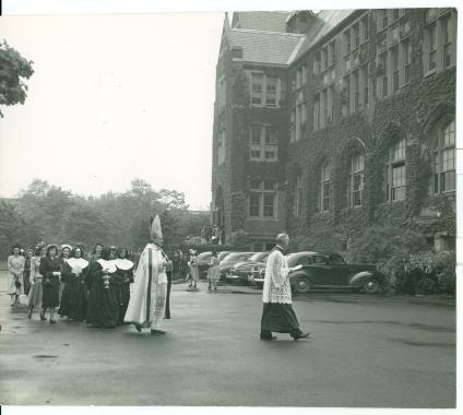 In 1948, Emmanuel College dedicated its first new building, the Science Building. In 1952, when Sr.